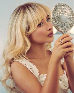 Cabello Sabrina Carpenter