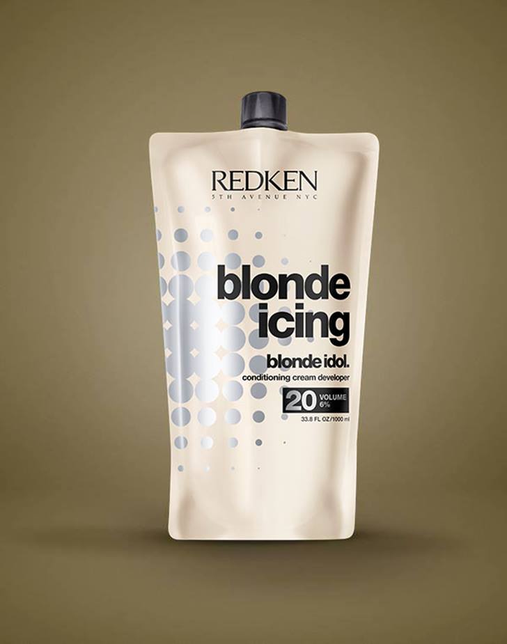 2016_BlondeIcing_Pouch20_RGB_MAIN