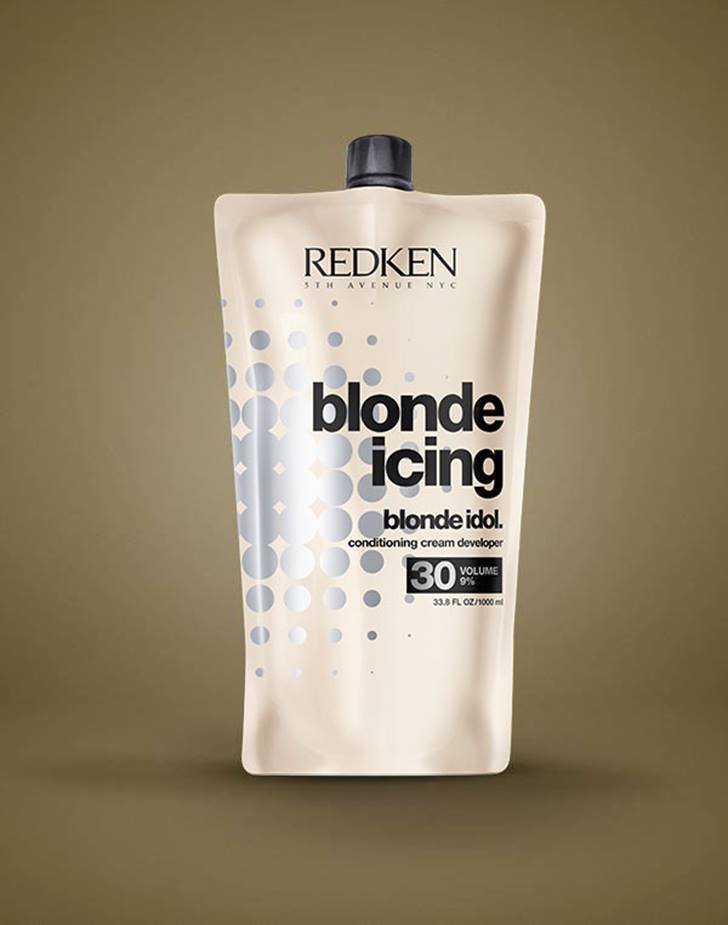 2016_BlondeIcing_Pouch30_RGB_MAIN